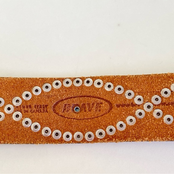 🇨🇦 BRAVE Leather - Cognac Raw Washed - Matte Silver Buckle and Rivets - Picture 11 of 15